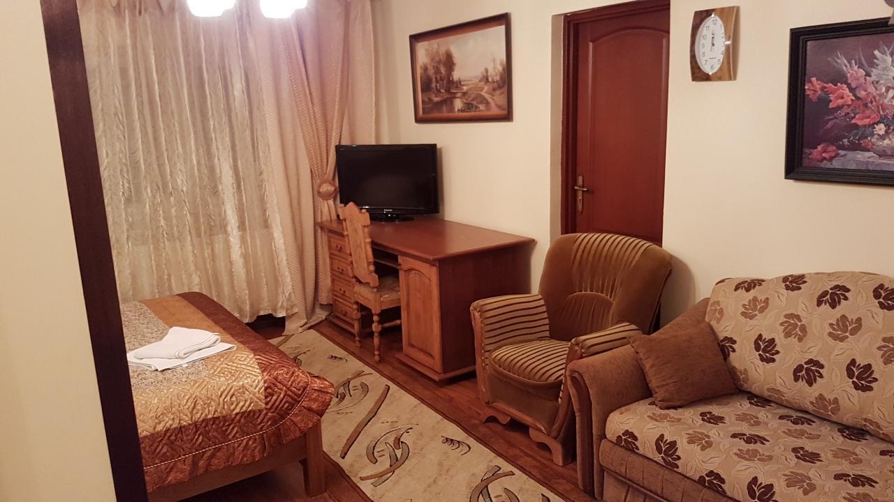 Hotel Gutland Wysokie Mazowieckie Экстерьер фото