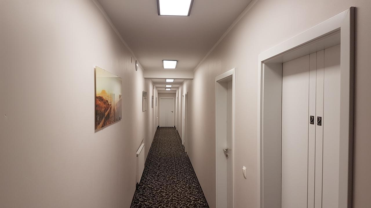 Hotel Gutland Wysokie Mazowieckie Экстерьер фото